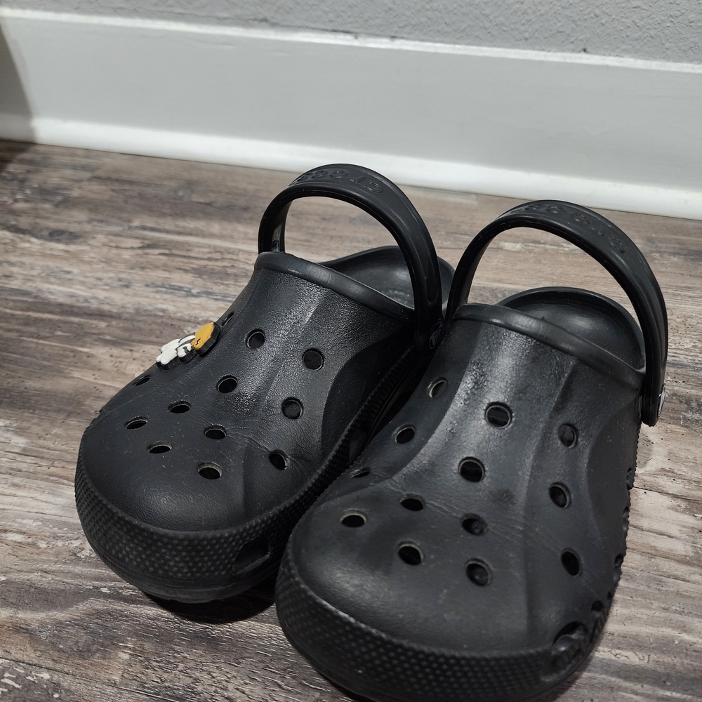 Kids Black Clogs